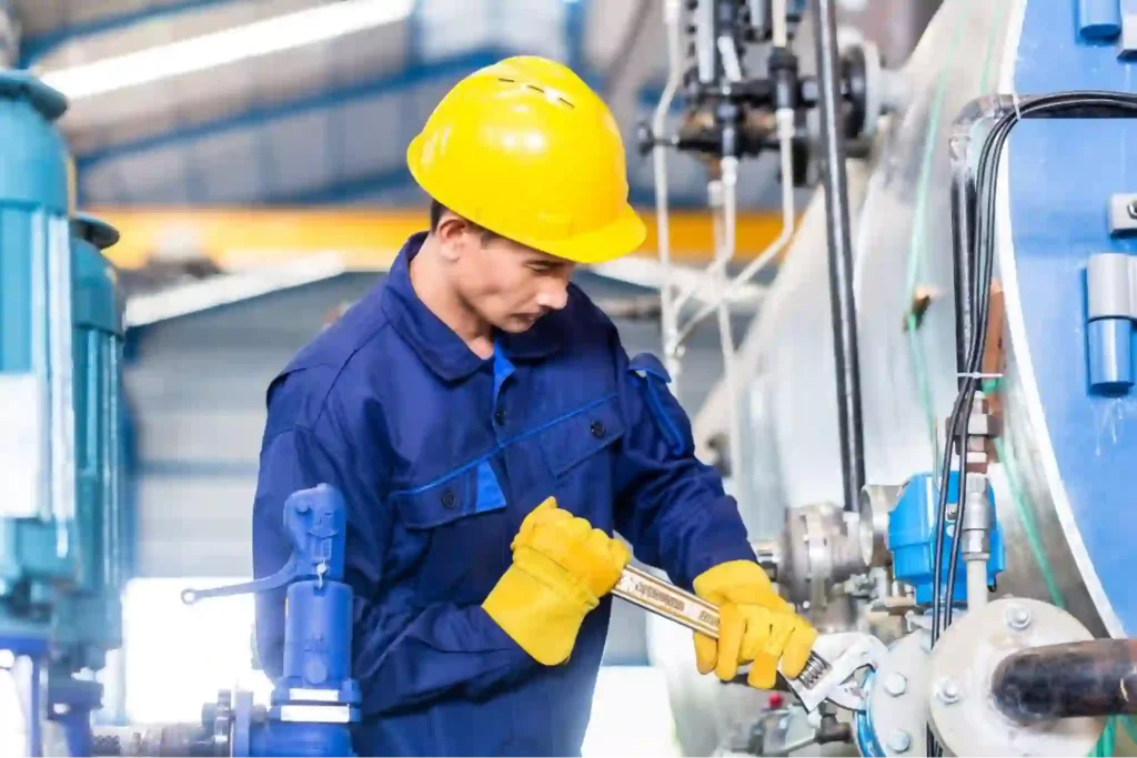 Segurança no trabalho em máquinas e equipamentos: conheça a NR 12
